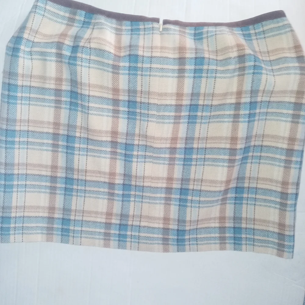Vineyard Vines plaid wool mini skirt
